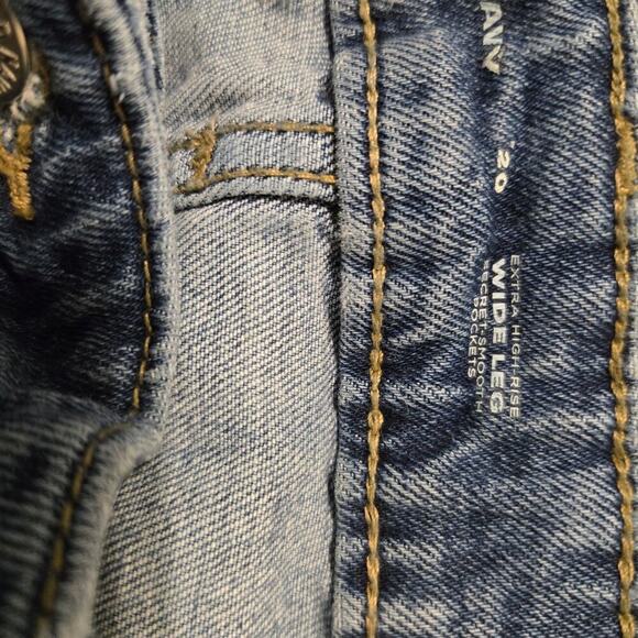 Old Navy Women’s Size 20 High Rise Wide Leg Jeans Blue Raw Hem Denim Pants - Picture 2 of 10